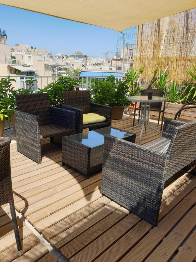 アテネRenovated Studio With Roof Garden Access, 15 M Walk To Acropolisアパートメント エクステリア 写真