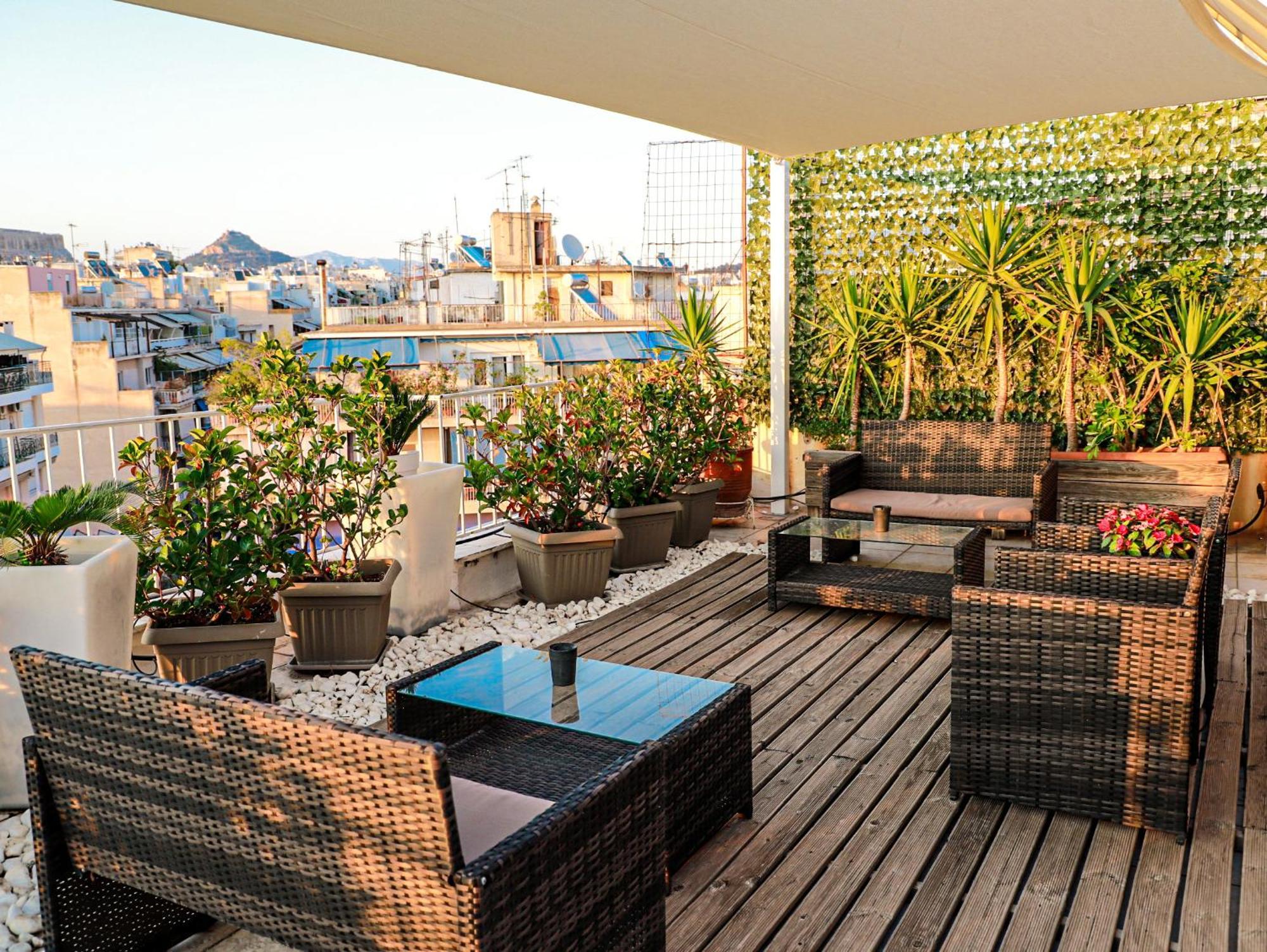 アテネRenovated Studio With Roof Garden Access, 15 M Walk To Acropolisアパートメント エクステリア 写真